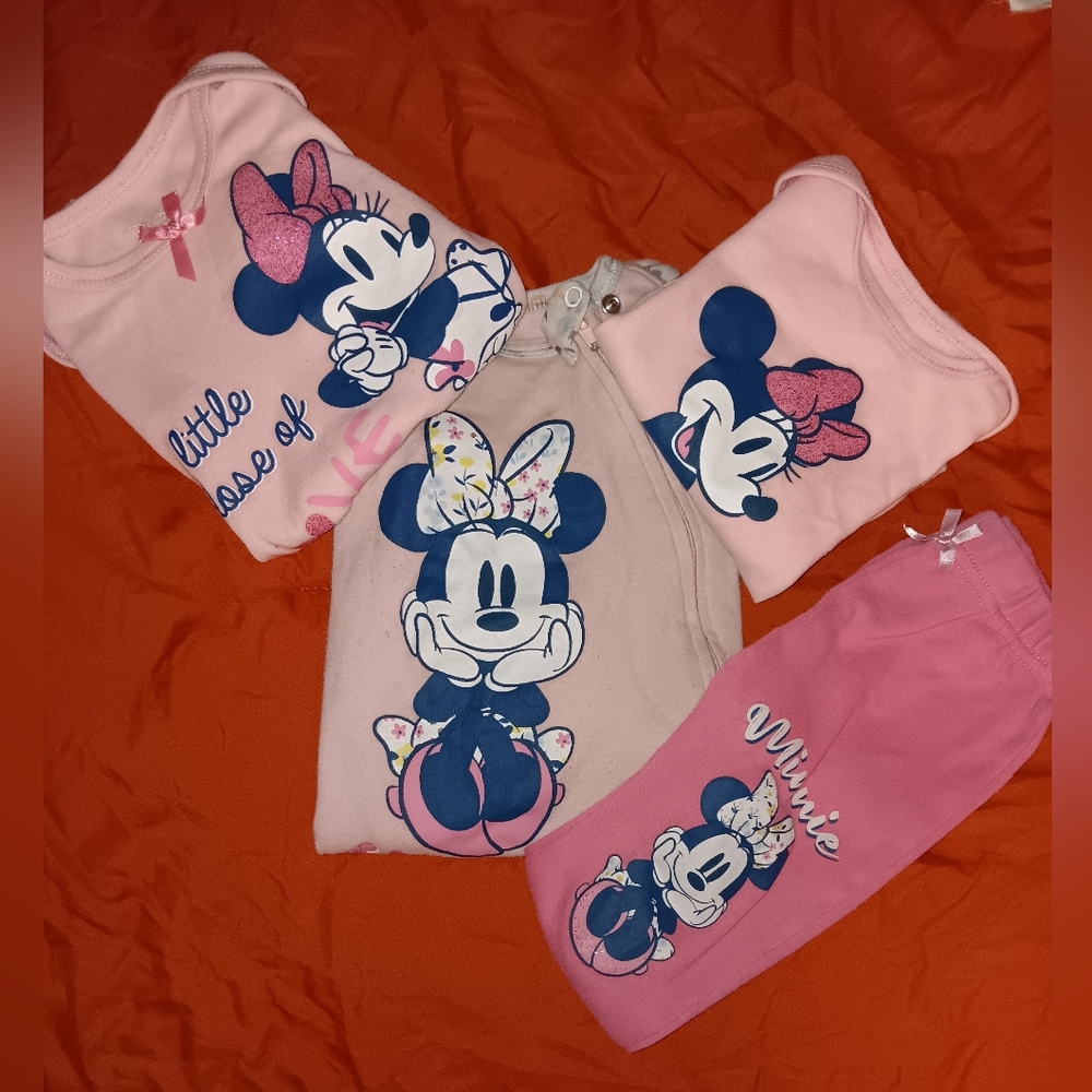 Pink Minnie Mouse Footies & Outfit Set